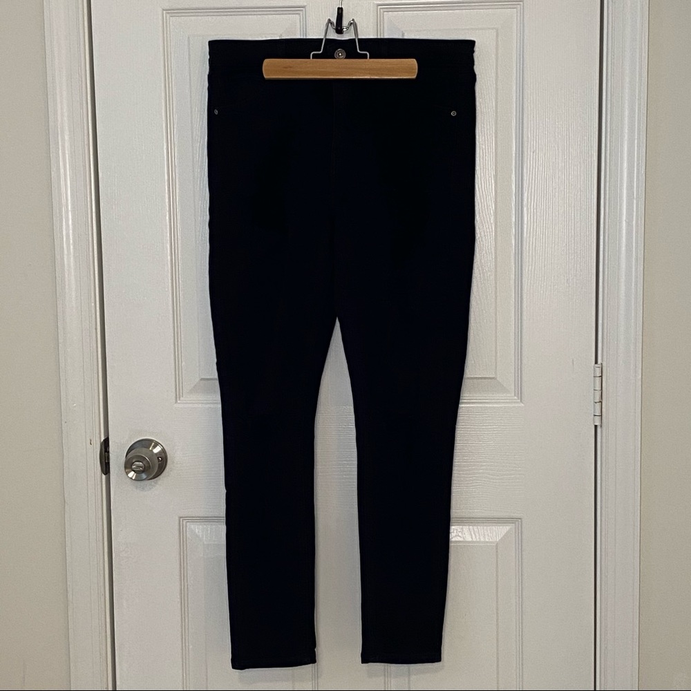 Topshop • Jamie moto jeans with rips
